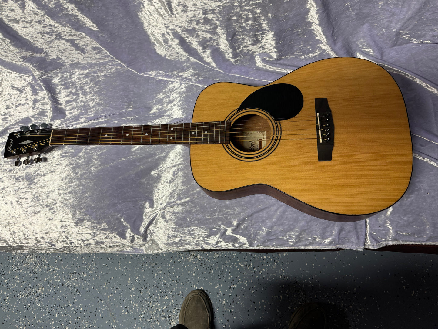 Cort Acoustic Guitar Concert size.