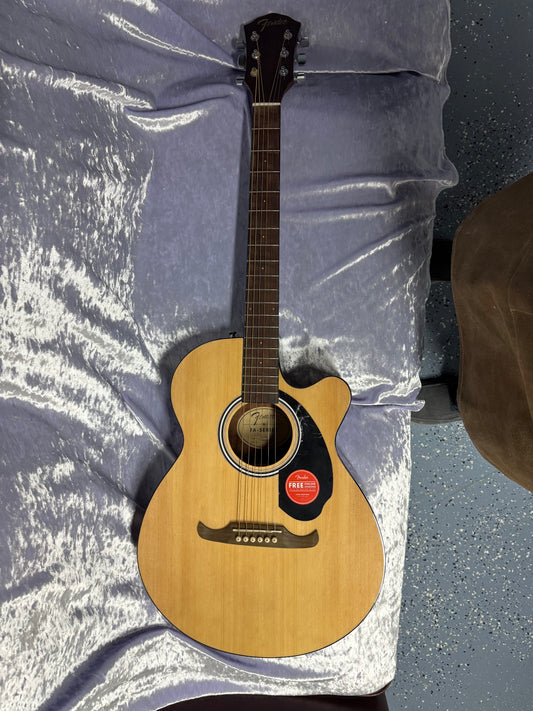 Fender like new FA-135CE NAT Electric