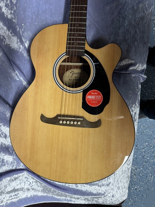 Fender like new FA-135CE NAT Electric